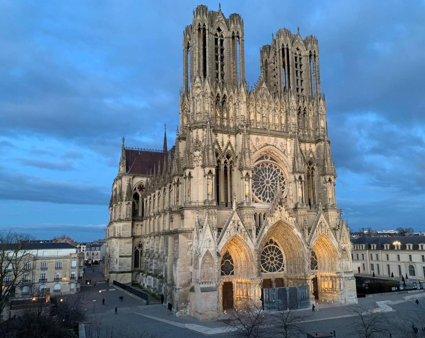Le Clovis - Centre - Cathedrale Daire Reims Dış mekan fotoğraf